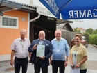SSpl:n puheenjohtaja vastaanotti Herttoniemen Spy:n diplomin Grazissa. Kuvassa Kv. liiton hallituksen puheenjohtaja Wilhelm Wohatschek Itävallasta, SSpl:n puheenjohtaja Pertti Laitila, Kv. liiton puheenjohtaja Peter Paschke Saksasta ja Kv. liiton pääsihteeri Malou Weirich Luxemburgista. (kuva: SSpl)